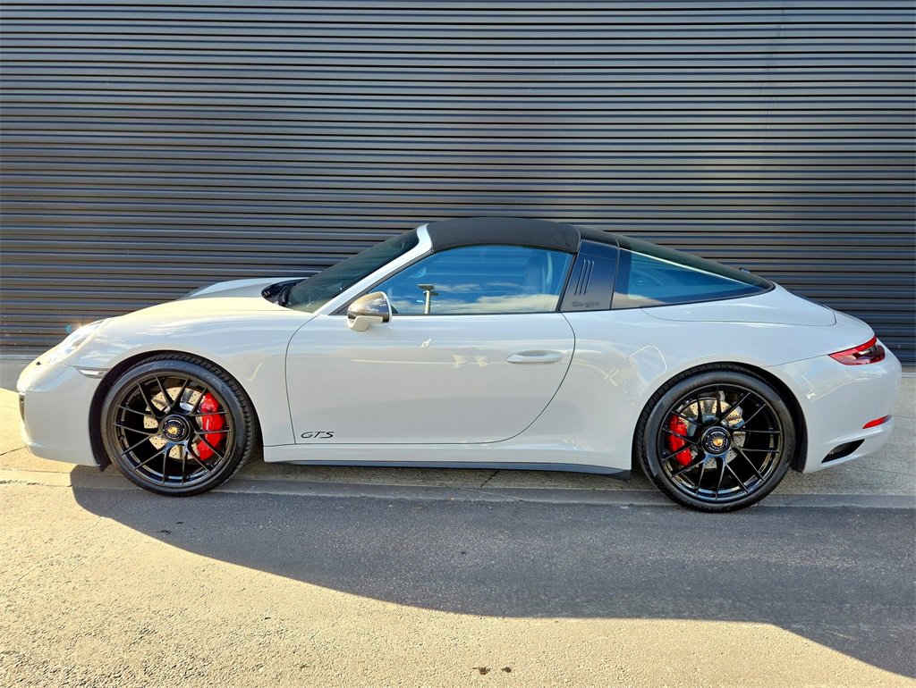 Certified 2018 Porsche 911 Targa 4 GTS image 2
