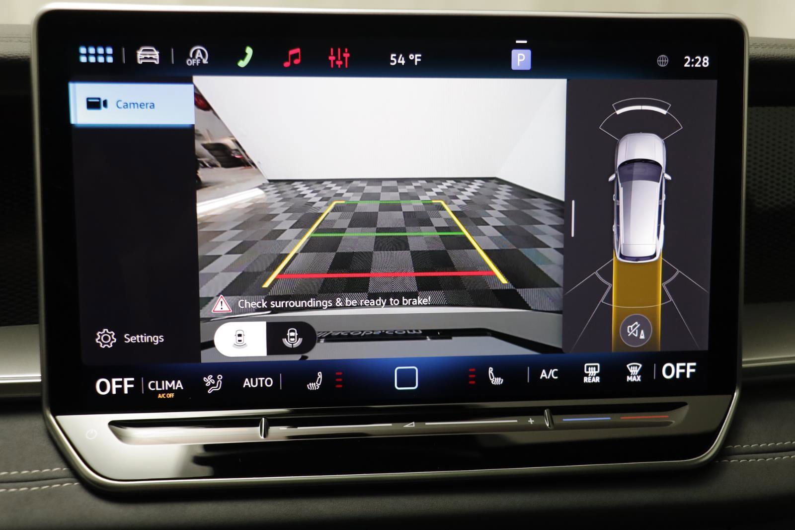 New 2026 Volkswagen Tiguan SE R-Line image 9