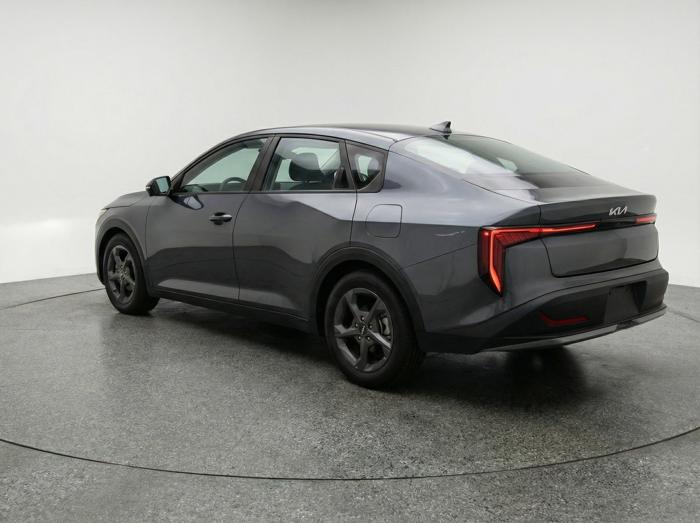 Used 2025 Kia K4 LXS image 6