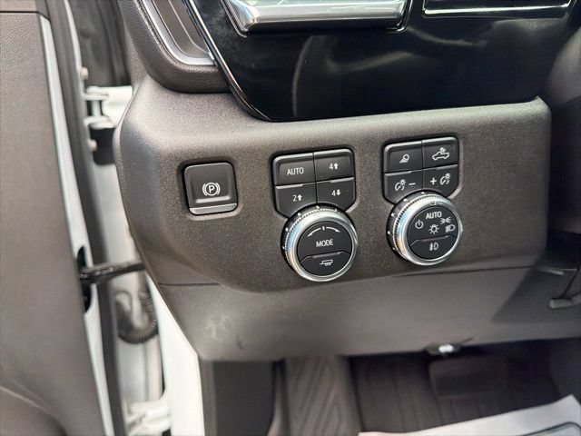 Used 2025 GMC Sierra 2500 SLT w/ SLT Premium Package AWD/4WD image 27