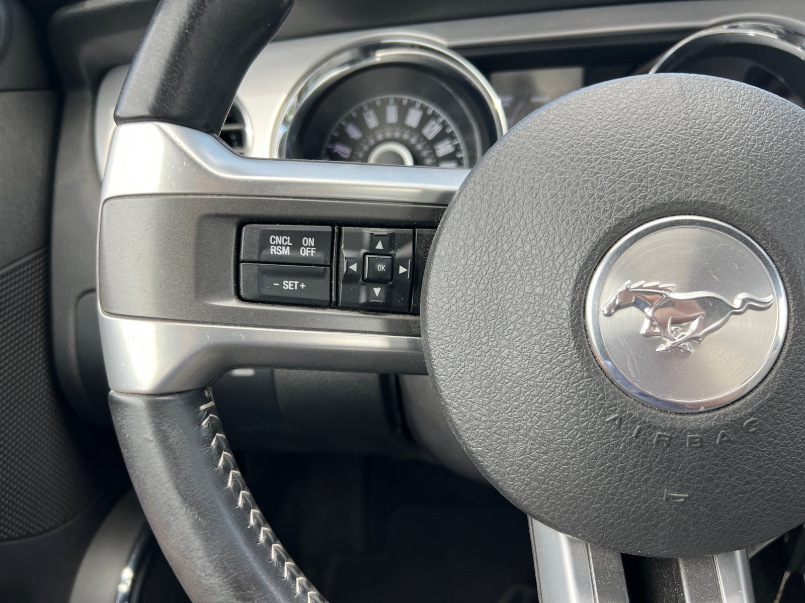 Used 2014 Ford Mustang Premium w/ Equipment Group 203A RWD image 28