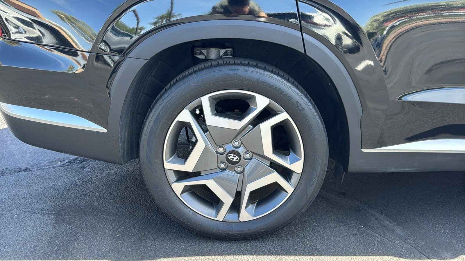 Used 2024 Hyundai Palisade SEL FWD image 6
