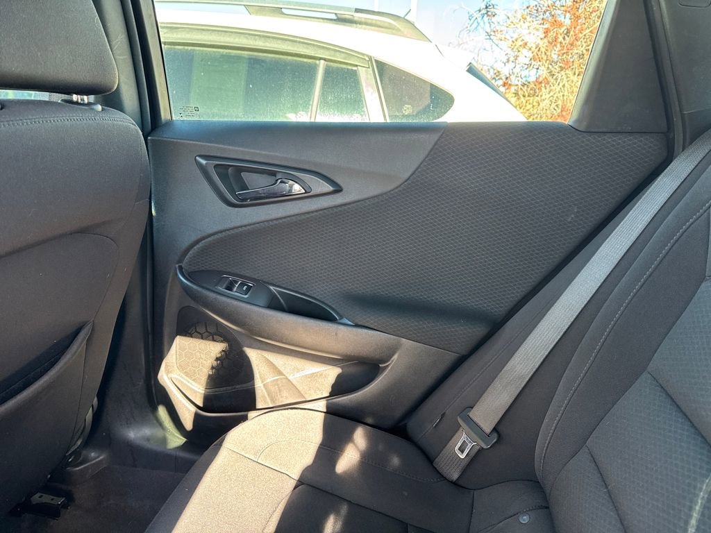 Used 2022 Chevrolet Malibu LT image 36