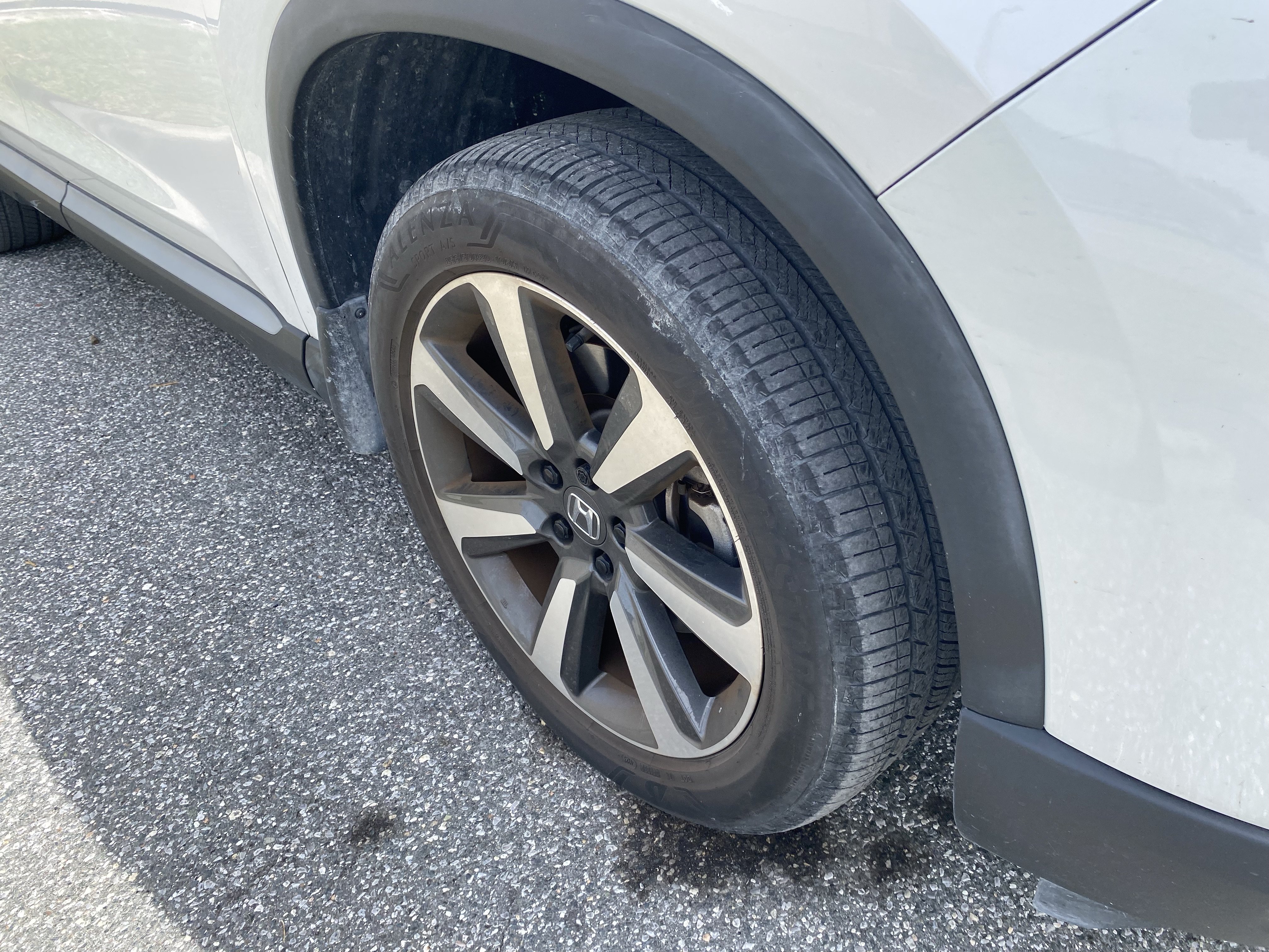 Used 2024 Honda Pilot Elite image 17