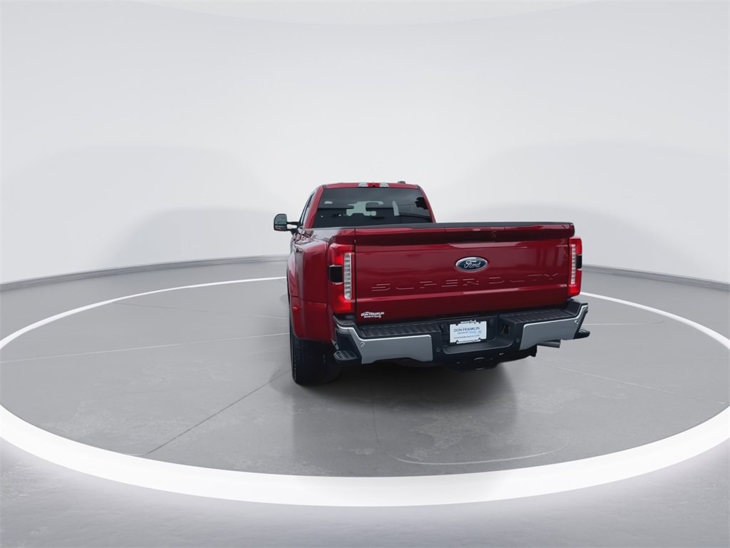 New 2026 Ford F350 4x4 Crew Cab DRW Super Duty image 7