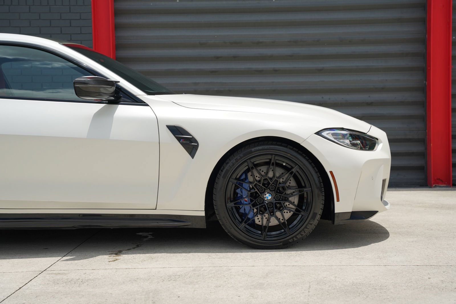 Used 2022 BMW M4 Competition w/ M Carbon Exterior Package RWD image 4