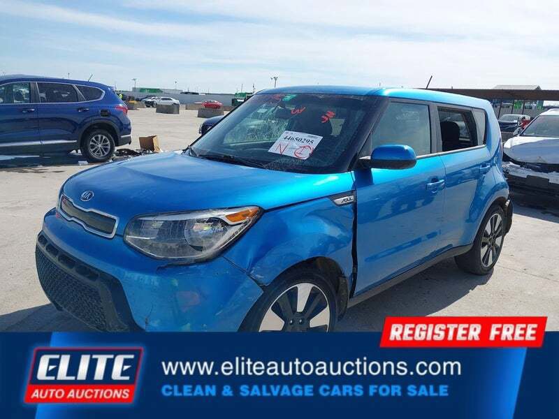 Used 2016 Kia Soul + w/ Designer's Package FWD image 3