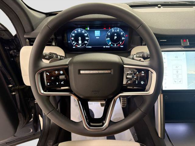 New 2026 Land Rover Discovery Sport Landmark AWD/4WD image 12