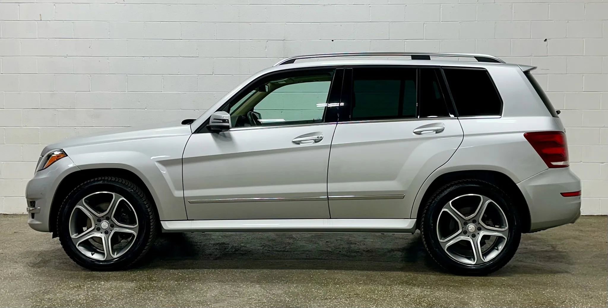 Used 2014 Mercedes-Benz GLK 250 BlueTEC 4MATIC image 12