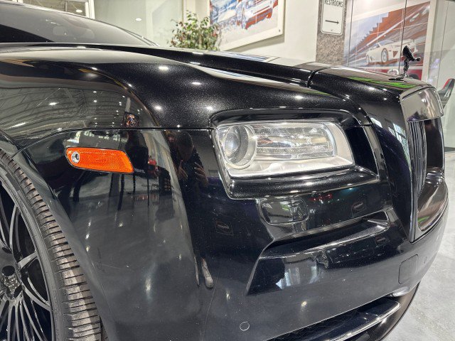 Used 2014 Rolls-Royce Wraith image 24