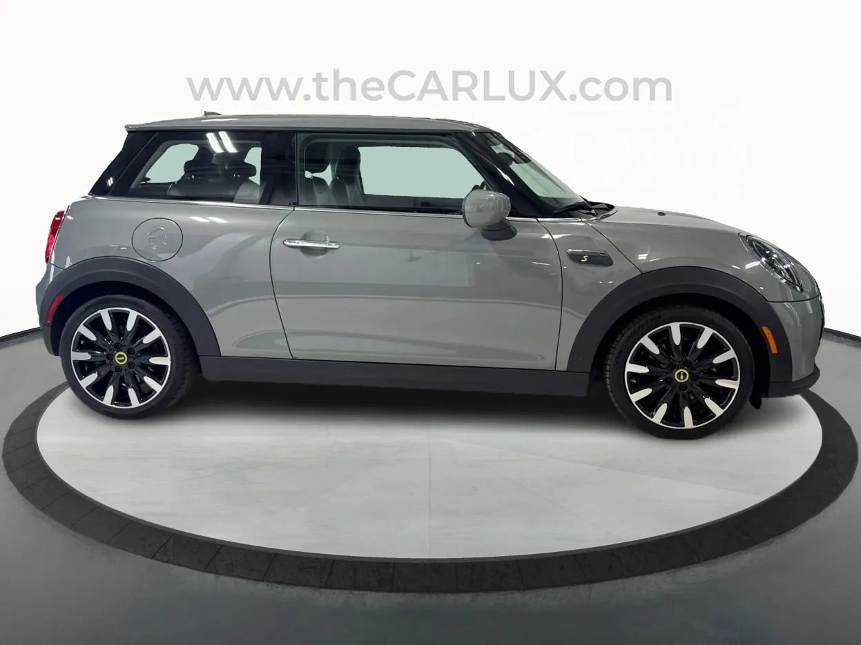 Used 2023 MINI Cooper SE image 8
