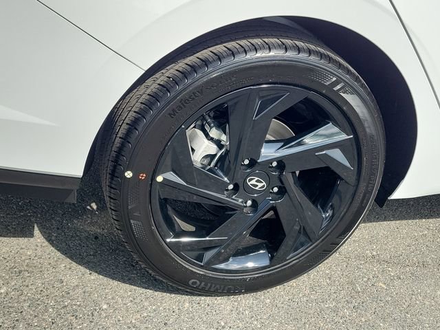 New 2026 Hyundai Elantra Sport image 24