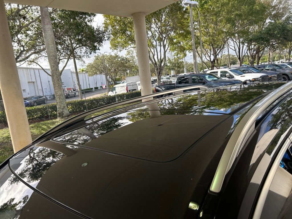 Used 2025 BMW X7 xDrive40i image 17