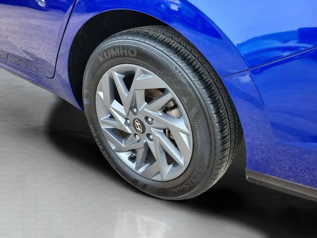 Used 2024 Hyundai Elantra SEL image 33