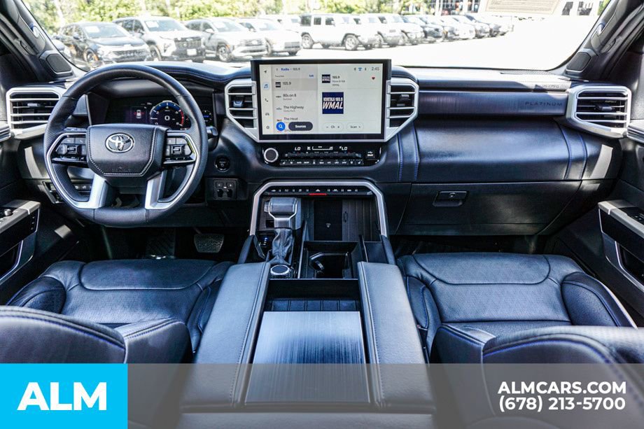 Used 2025 Toyota Sequoia Platinum AWD/4WD image 28