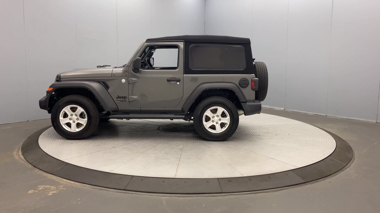Used 2021 Jeep Wrangler Sport AWD/4WD image 2