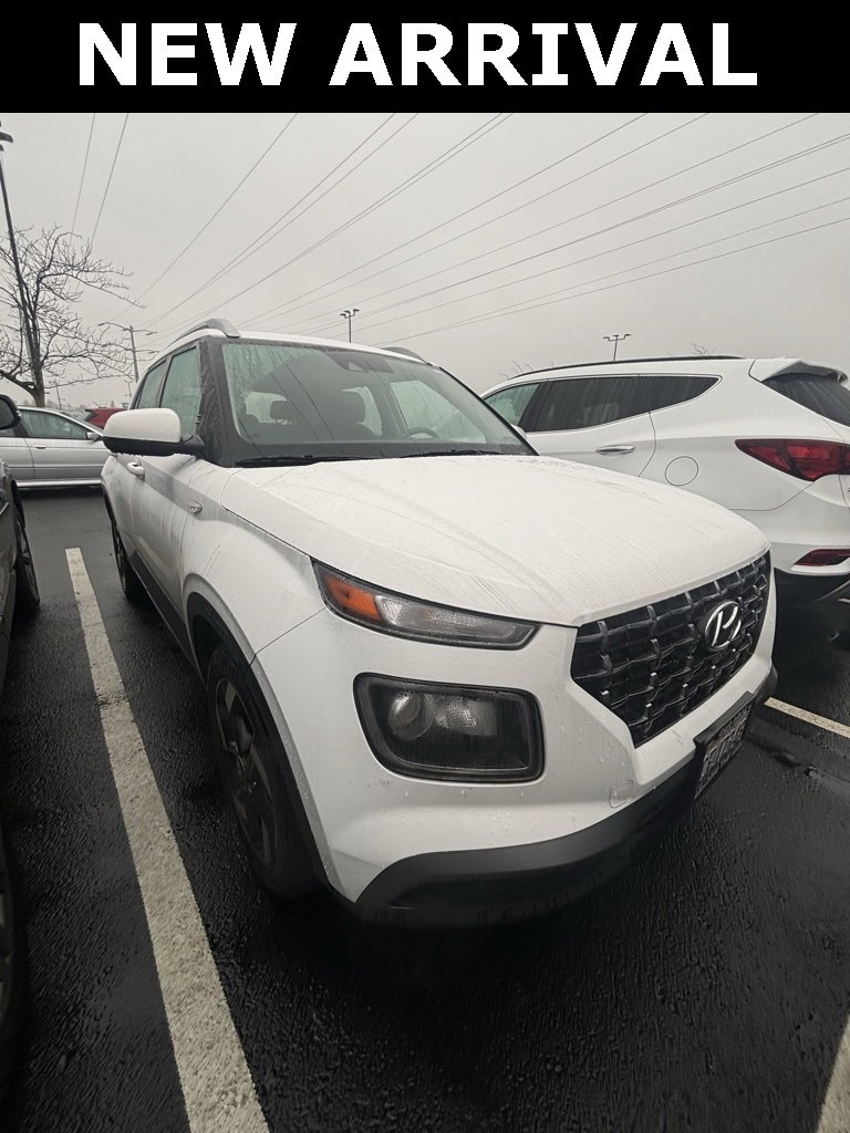 Used 2022 Hyundai Venue SEL