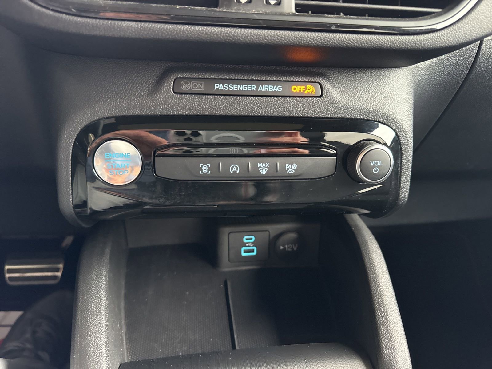 Certified 2023 Ford Escape ST-Line w/ Tech Pack #1 image 34