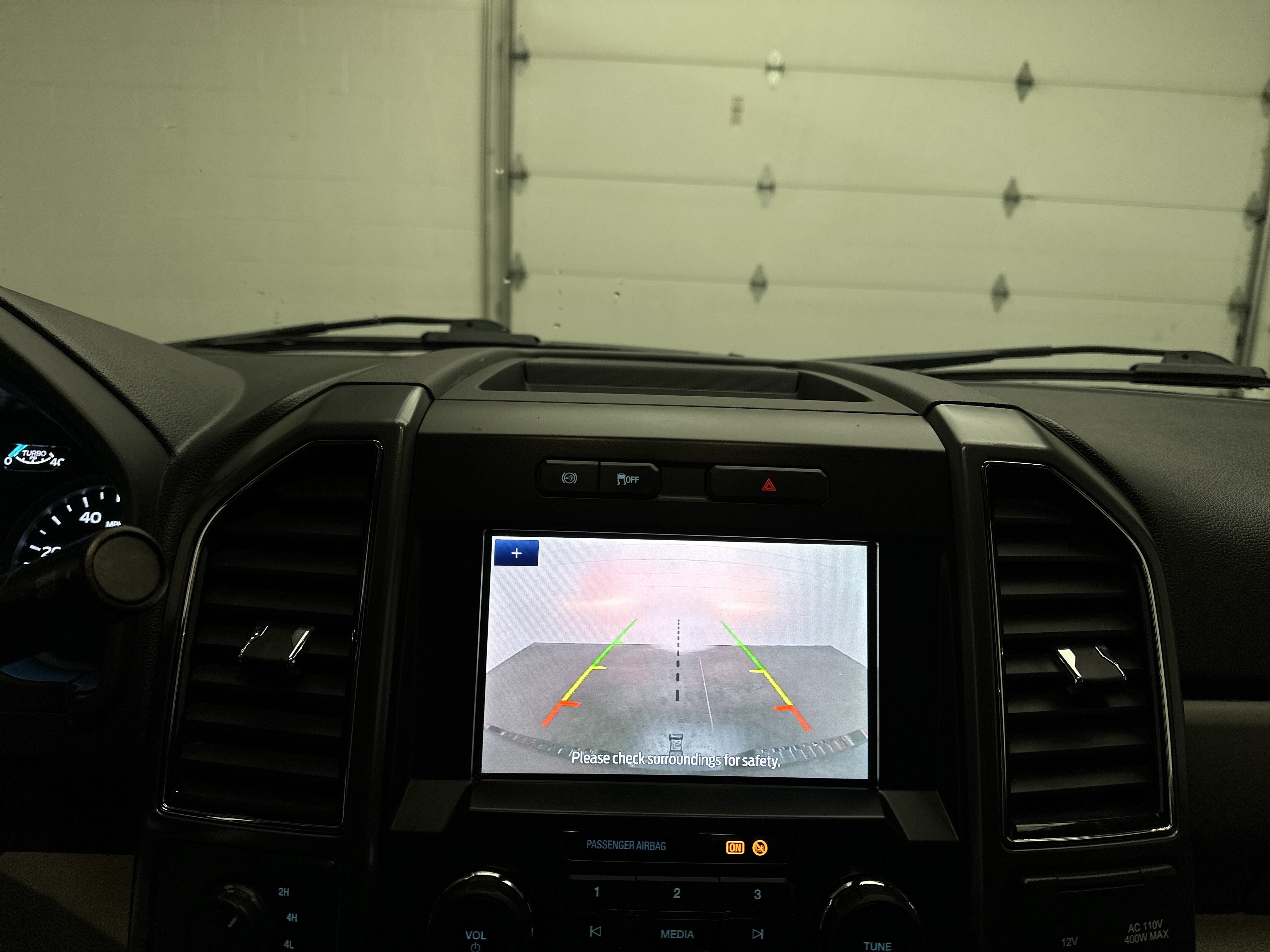 Used 2022 Ford F350 XLT AWD/4WD image 32