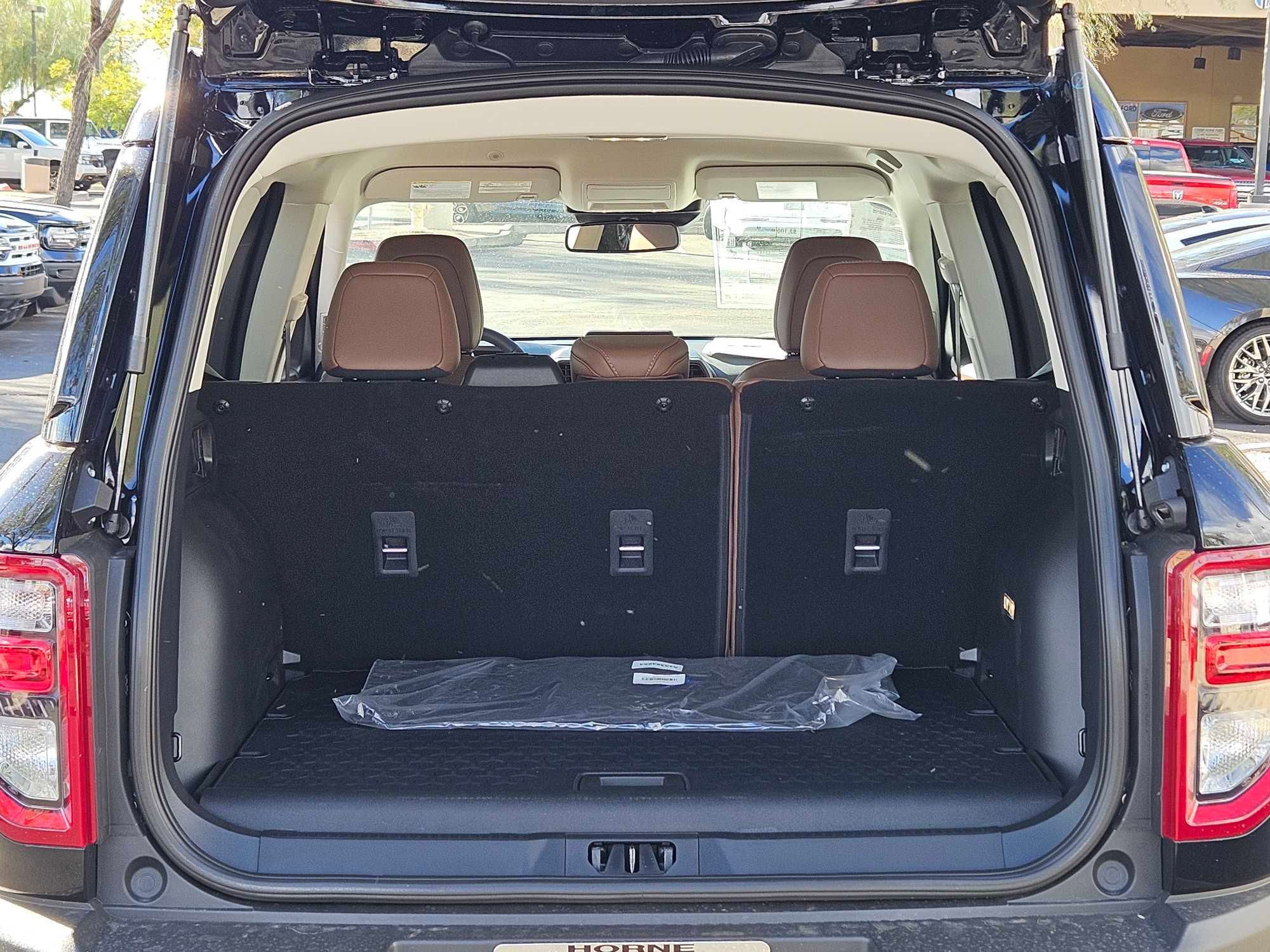 New 2024 Ford Bronco Sport Outer Banks image 4