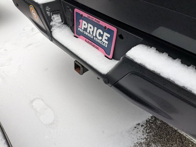 Used 2015 Ford F150 Platinum w/ Equipment Group 701A Luxury image 12