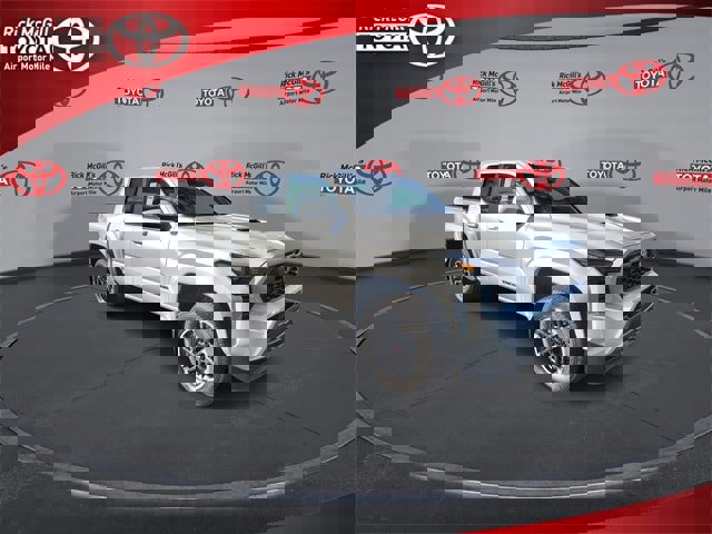 New 2025 Toyota Tacoma TRD Sport image 2