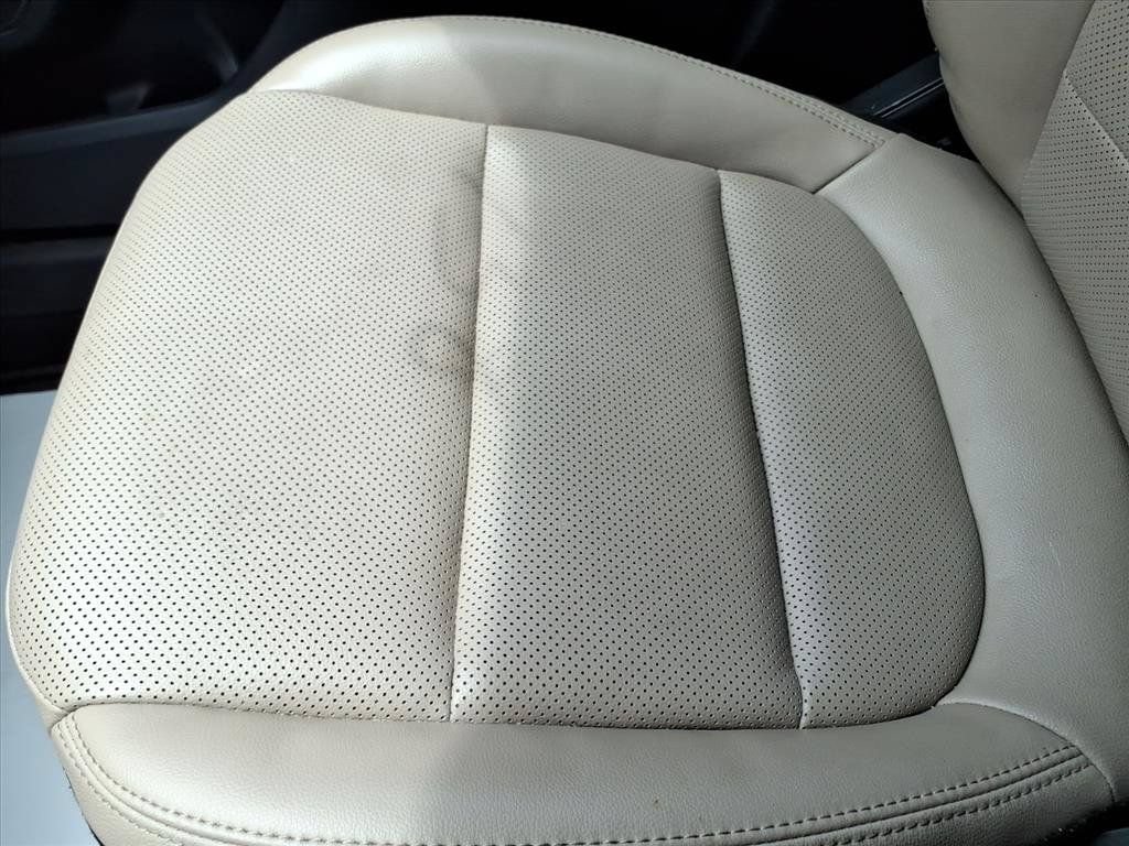 Used 2022 Ford Escape SEL FWD image 25
