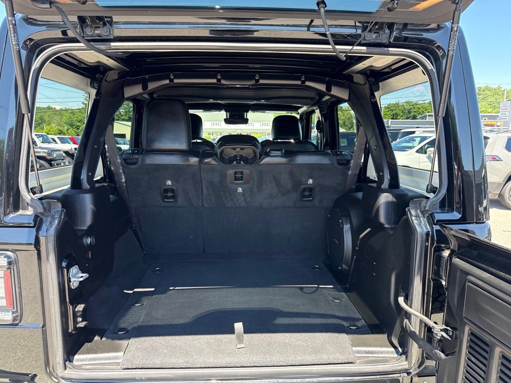 Used 2025 Jeep Wrangler Unlimited Rubicon AWD/4WD image 28
