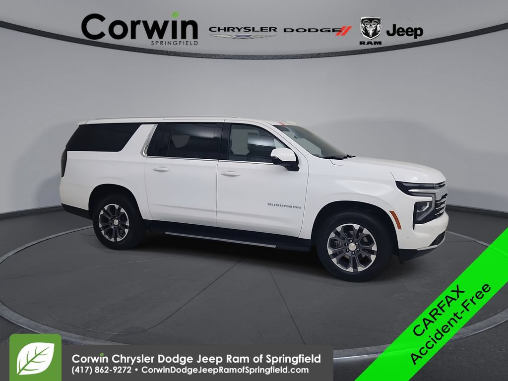 Used 2025 Chevrolet Suburban LT w/ Comfort Package AWD/4WD image 1