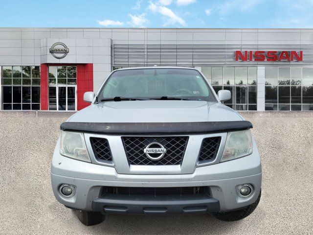Used 2018 Nissan Frontier PRO-4X AWD/4WD image 2