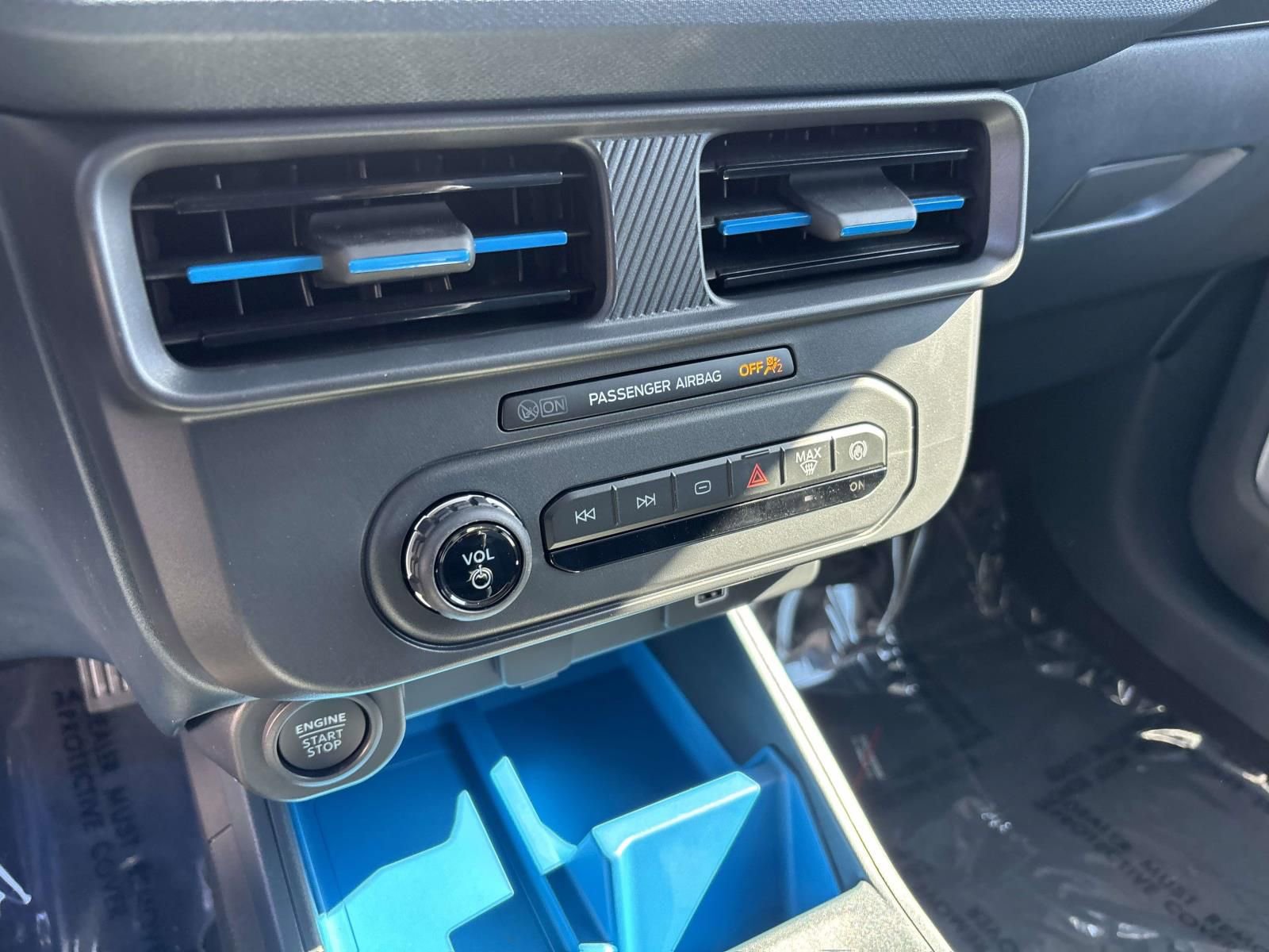 New 2025 Ford Maverick XLT w/ Equipment Group 301A image 22