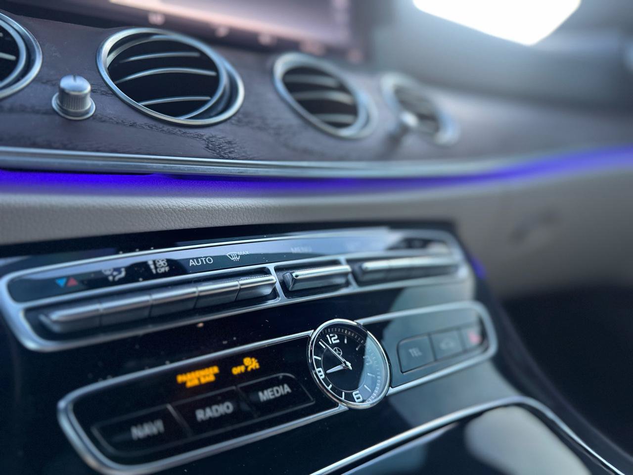 Used 2017 Mercedes-Benz E 300 w/ Premium 1 Package image 51
