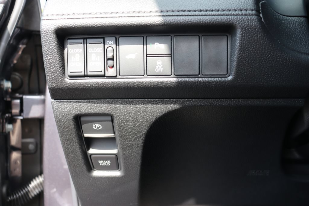 Certified 2026 Honda Odyssey Elite image 32