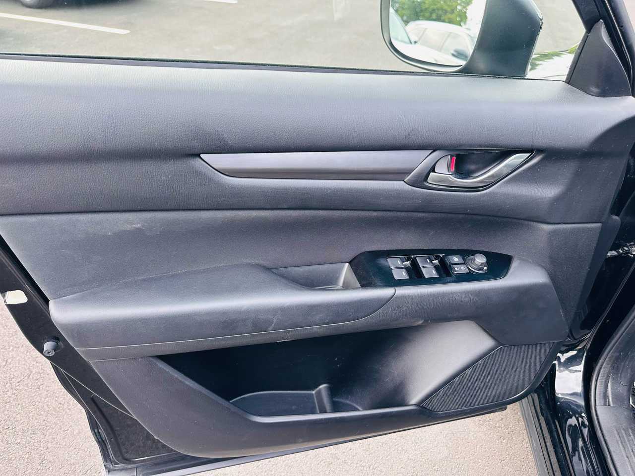 Used 2018 MAZDA CX-5 Sport image 18