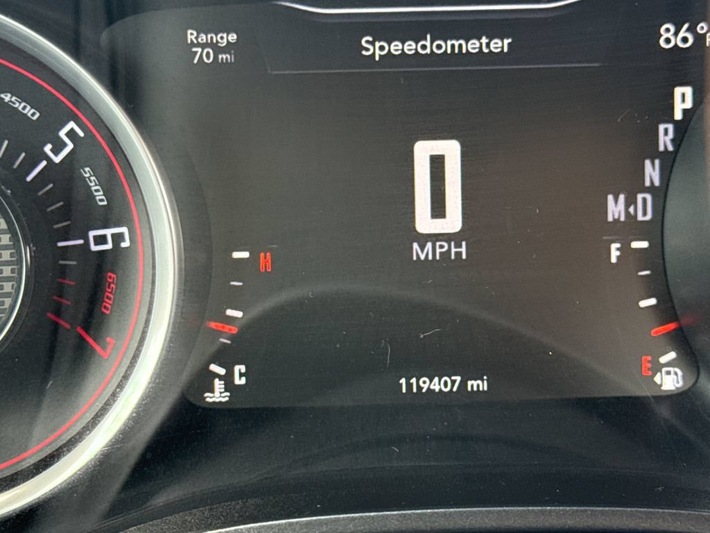 Used 2016 Dodge Challenger SXT RWD image 29
