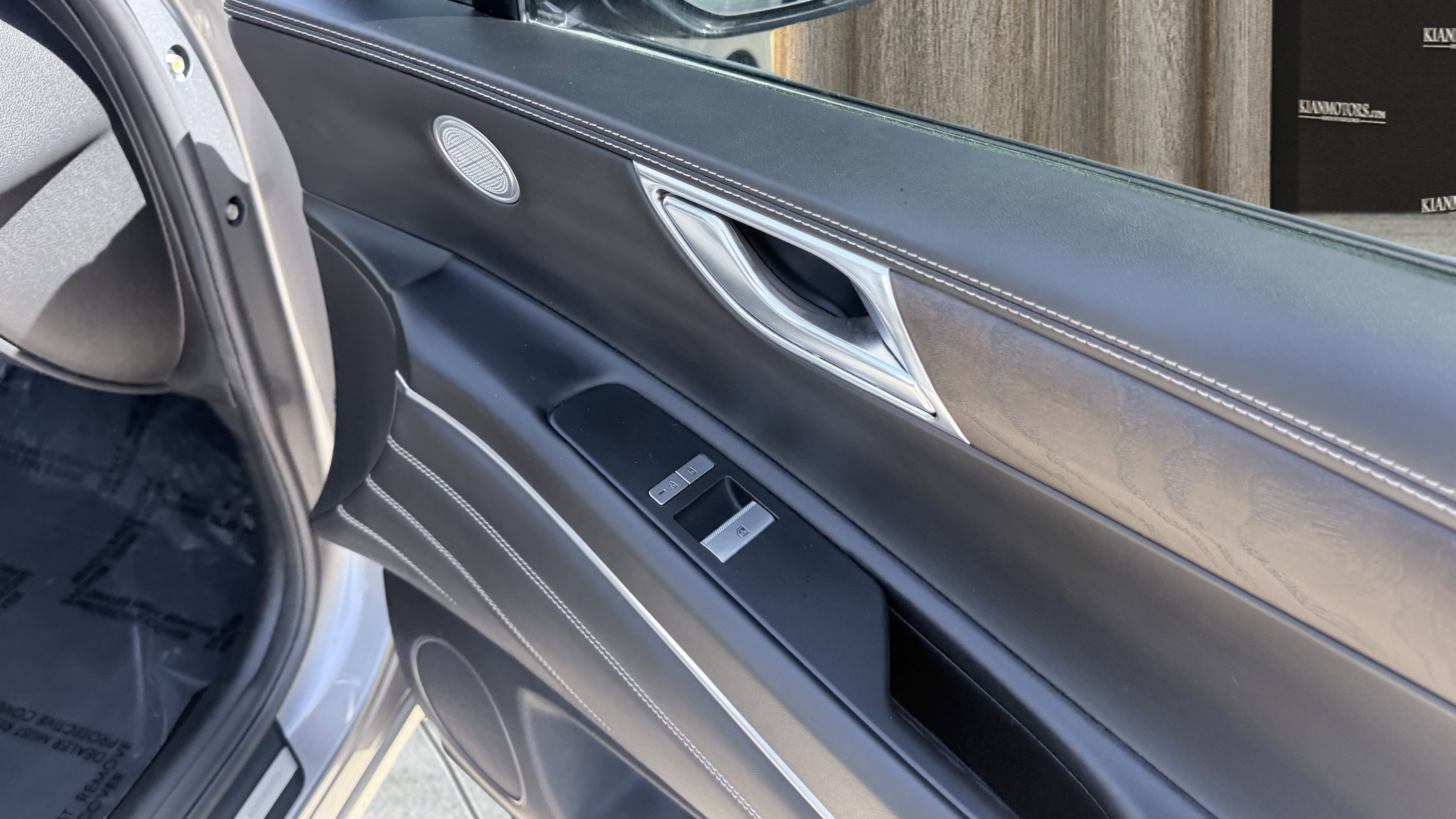 Used 2024 Genesis GV80 2.5T image 42