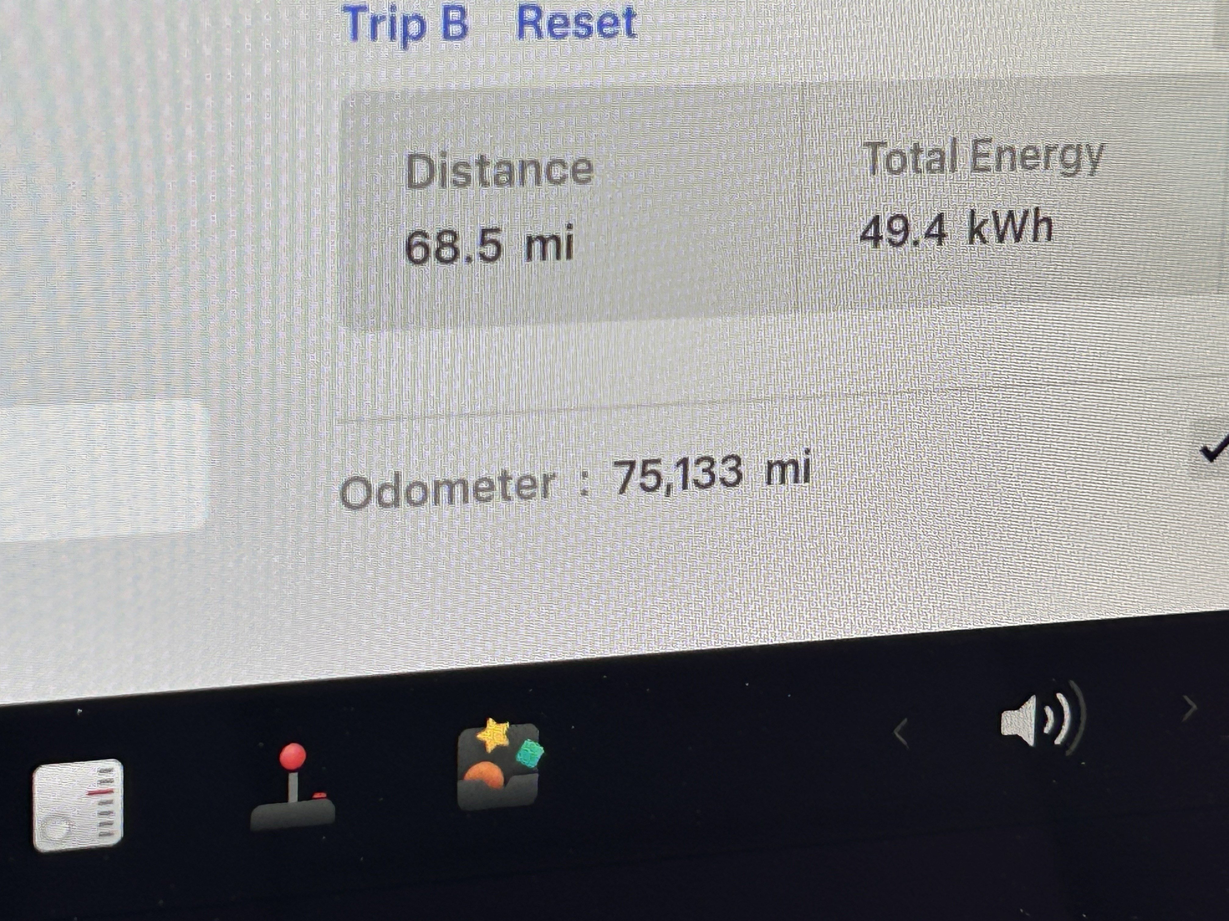 Used 2021 Tesla Model Y Long Range AWD/4WD image 26