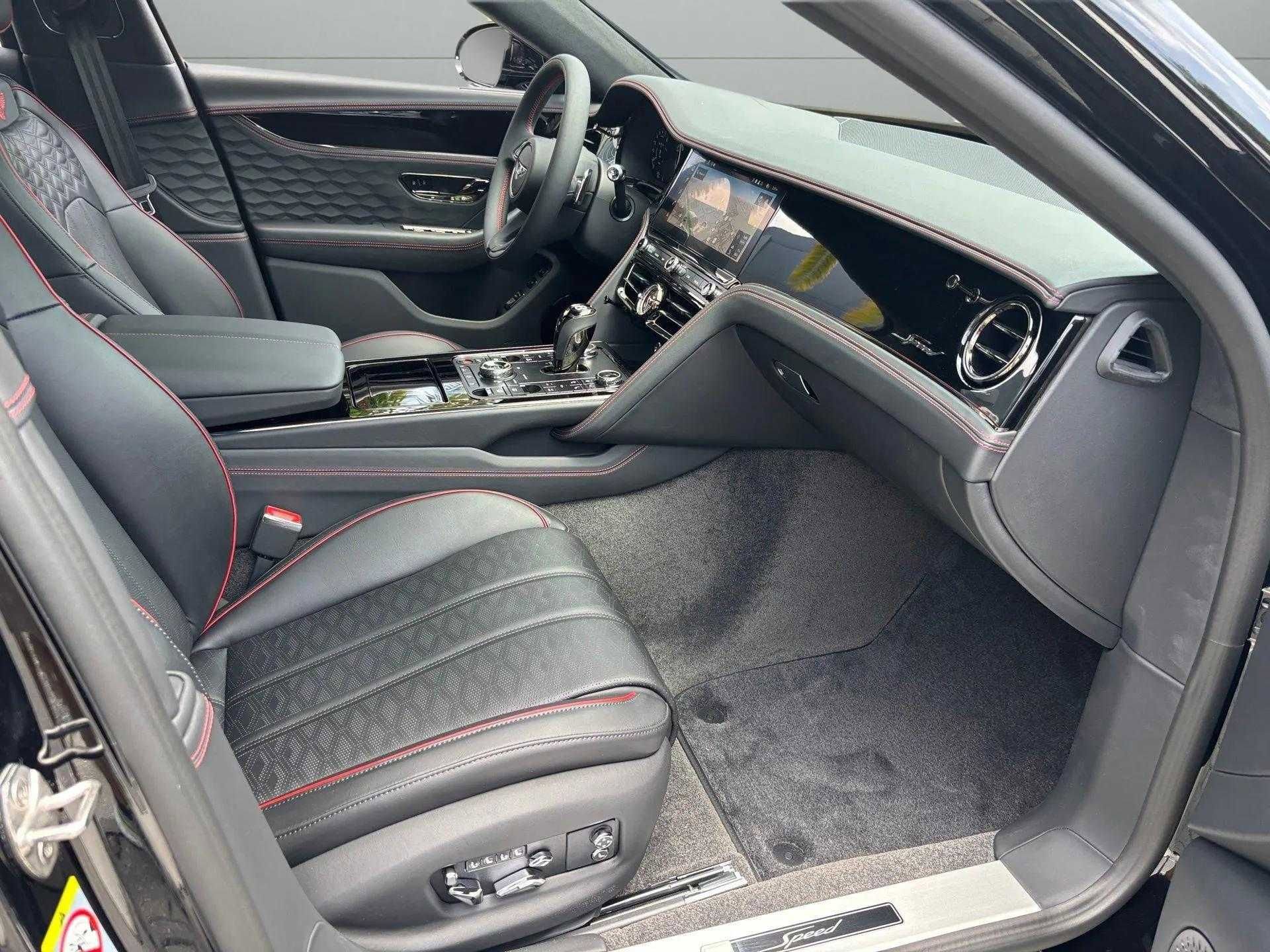New 2025 Bentley Flying Spur Plug-In Hybrid image 26