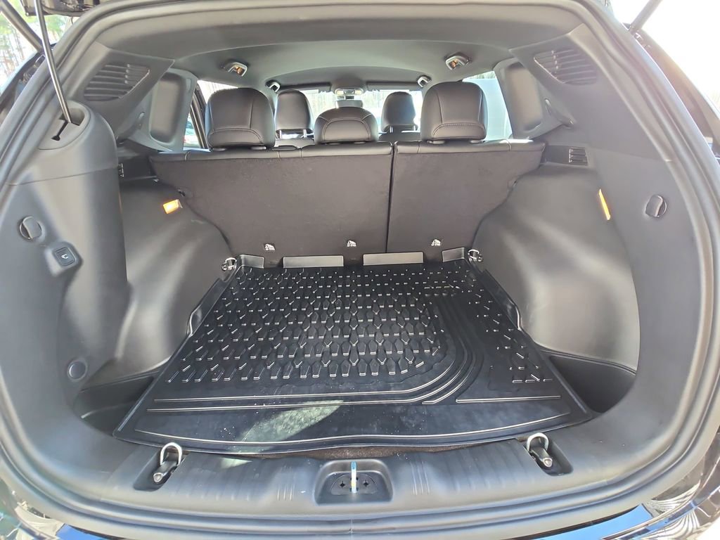 New 2026 Jeep Compass Limited image 13