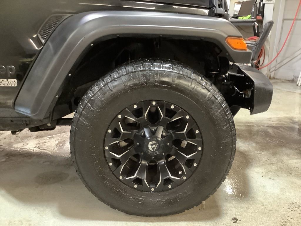 Used 2021 Jeep Wrangler Unlimited Sport image 13
