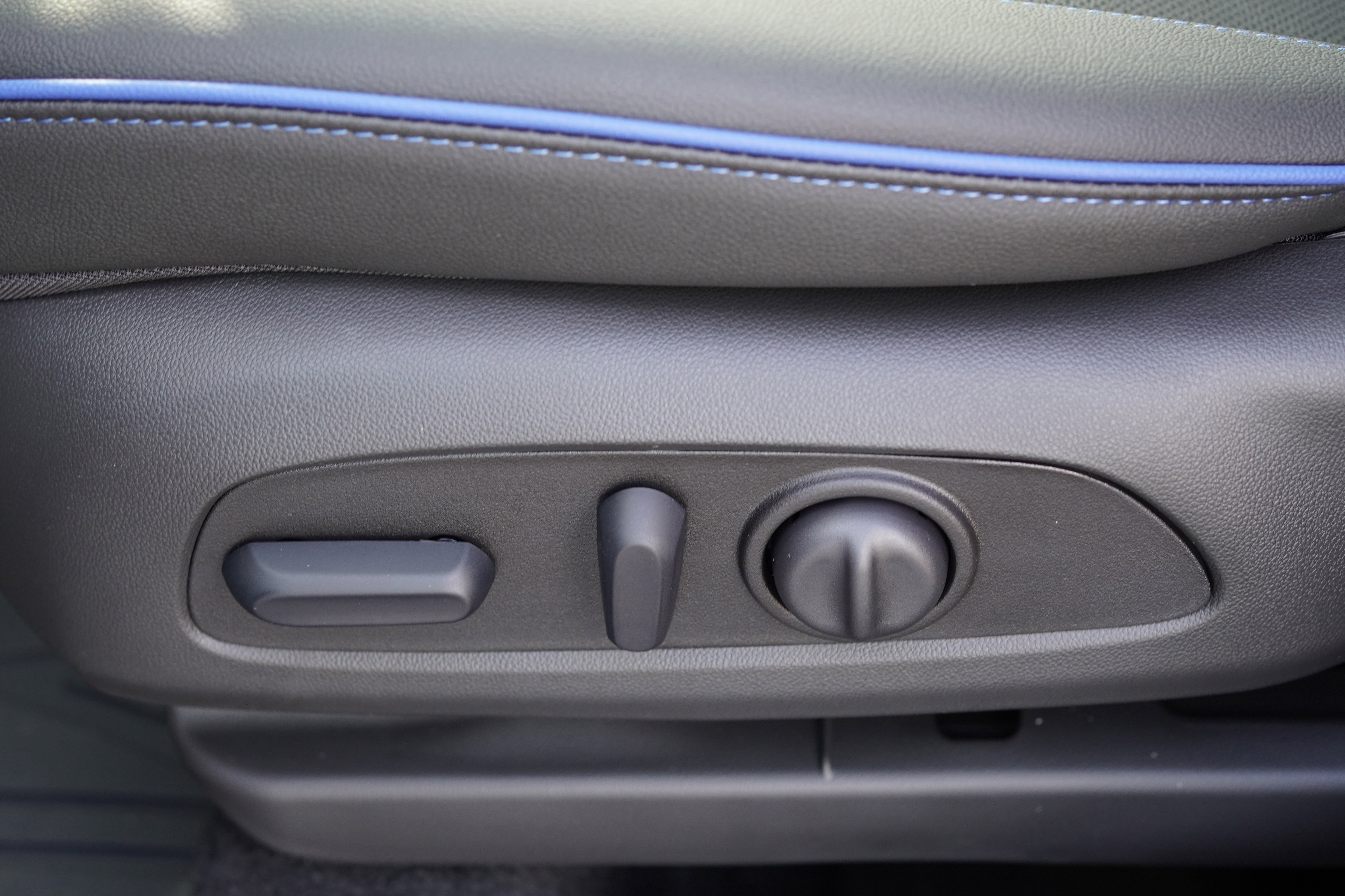 New 2026 Buick Encore GX Sport Touring w/ Advanced Technology Package image 33