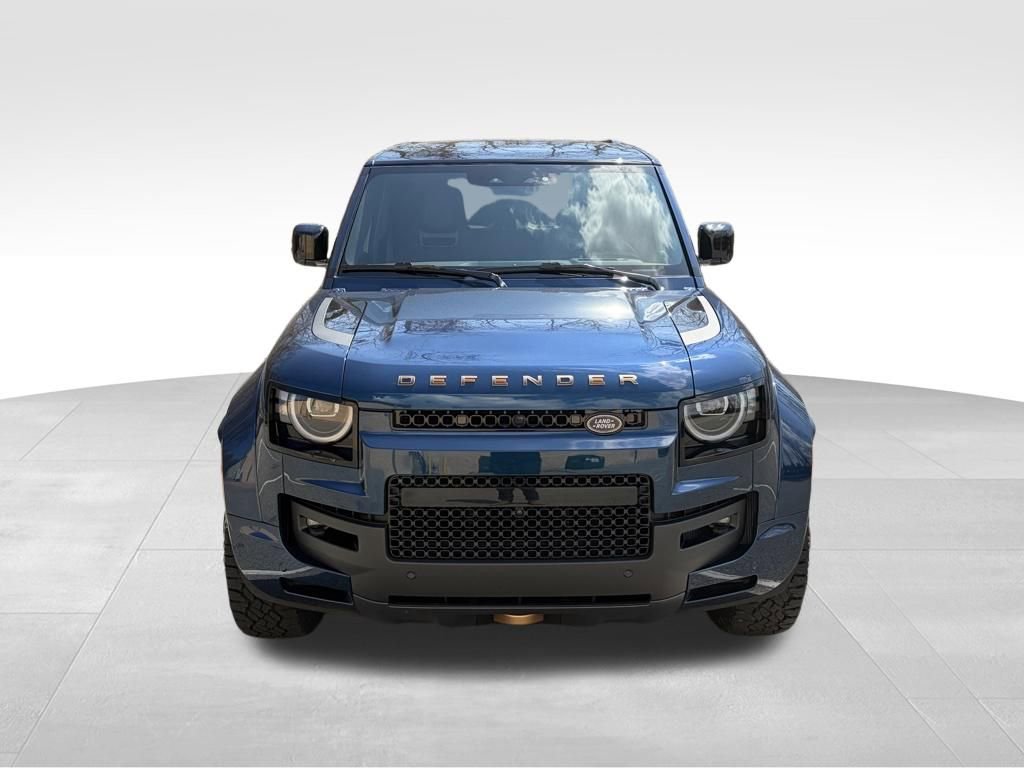 New 2026 Land Rover Defender 110 image 2