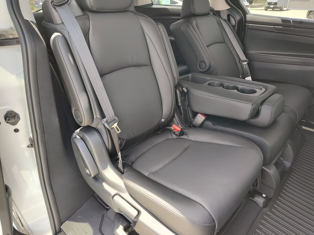 New 2026 Honda Odyssey EX-L image 13