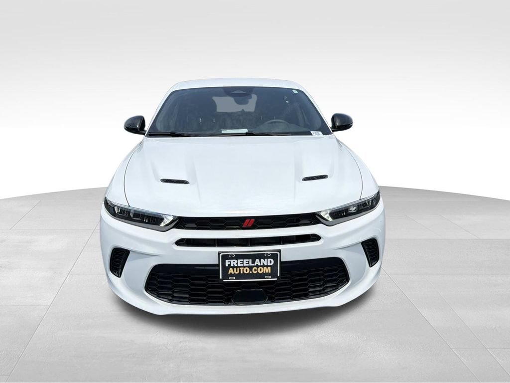 Used 2024 Dodge Hornet R/T w/ R/T Blacktop Package AWD/4WD image 8