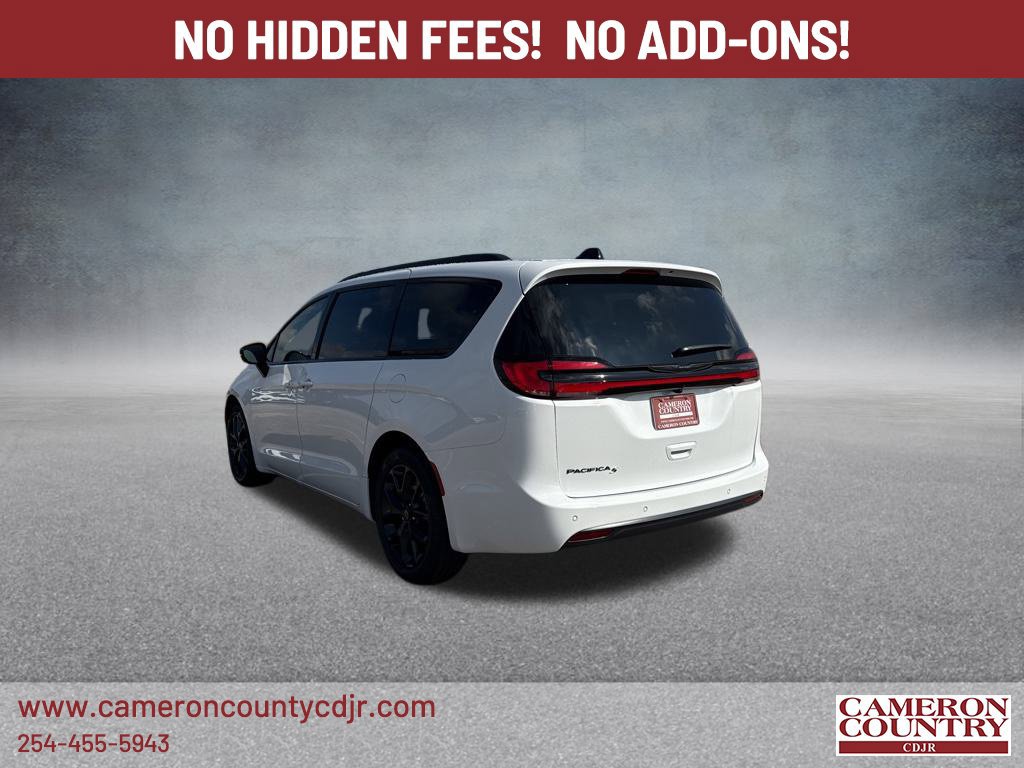 New 2026 Chrysler Pacifica Select w/ S Appearance Package FWD image 5