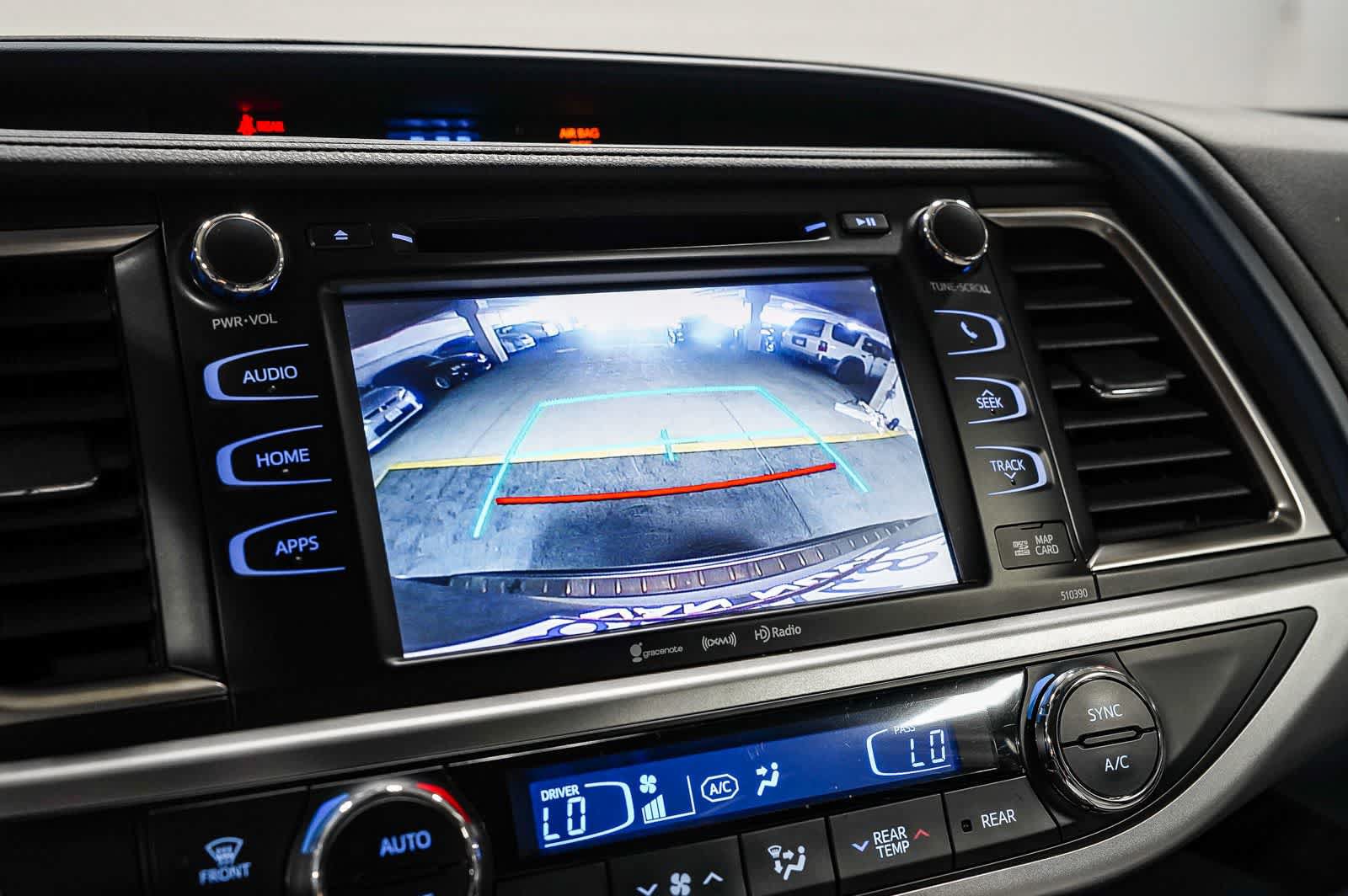 Certified 2019 Toyota Highlander XLE w/ Carpet Mat Package (TMS) FWD image 27