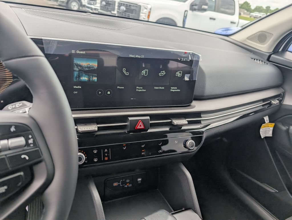 New 2026 Kia Sportage LX AWD/4WD image 18