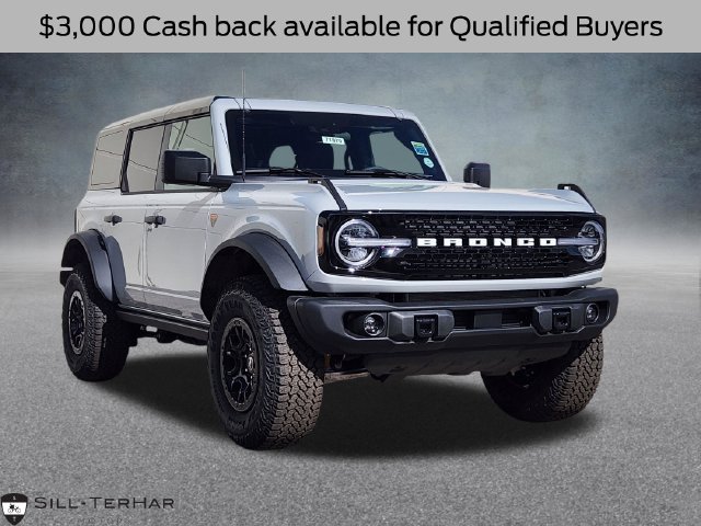 New 2026 Ford Bronco Badlands w/ Sasquatch Package