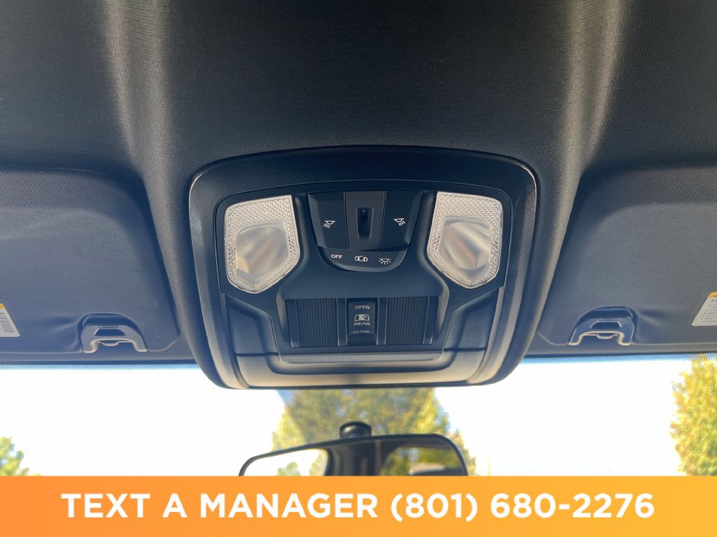 Used 2024 RAM 2500 Tradesman w/ Chrome Appearance Group AWD/4WD image 27