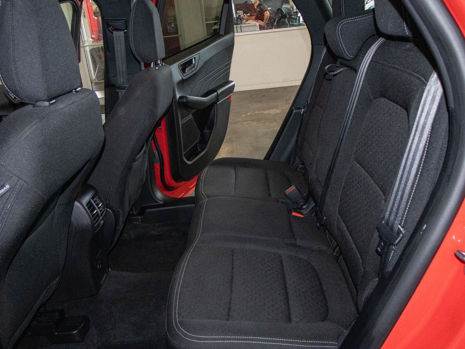 Used 2024 Ford Escape Active FWD image 13